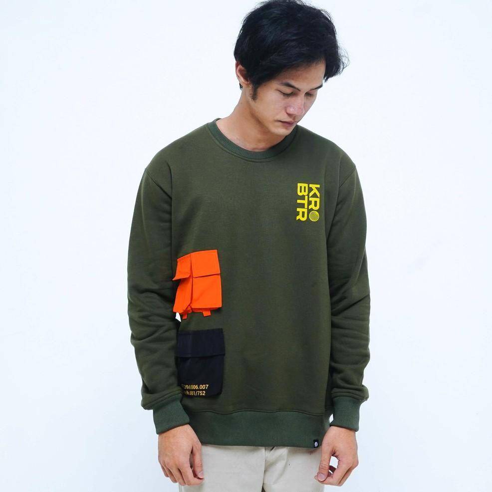 Crewneck pria (shopee.co.id)