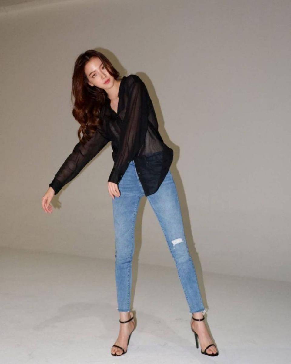 potret Baifern Pimchanok (instagram.com/baifernbah)