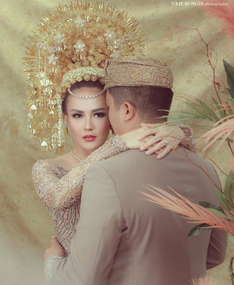 Prewedding Adat Minang Winona Willy vs. Sarah Gibson. (instagram.com/berkatkebaya)