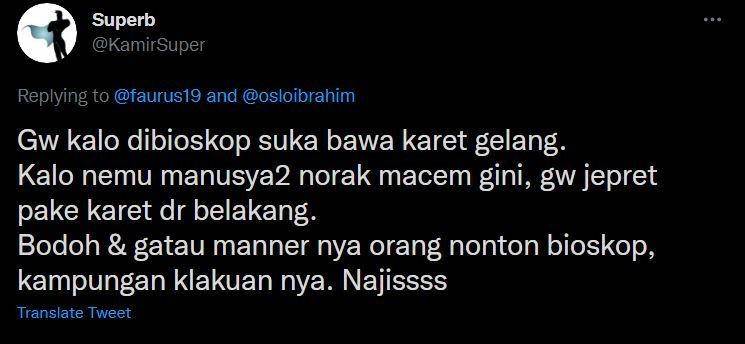 curhat pernah ketemu penonton bioskop ngeselin (twitter.com/kamirsuper)