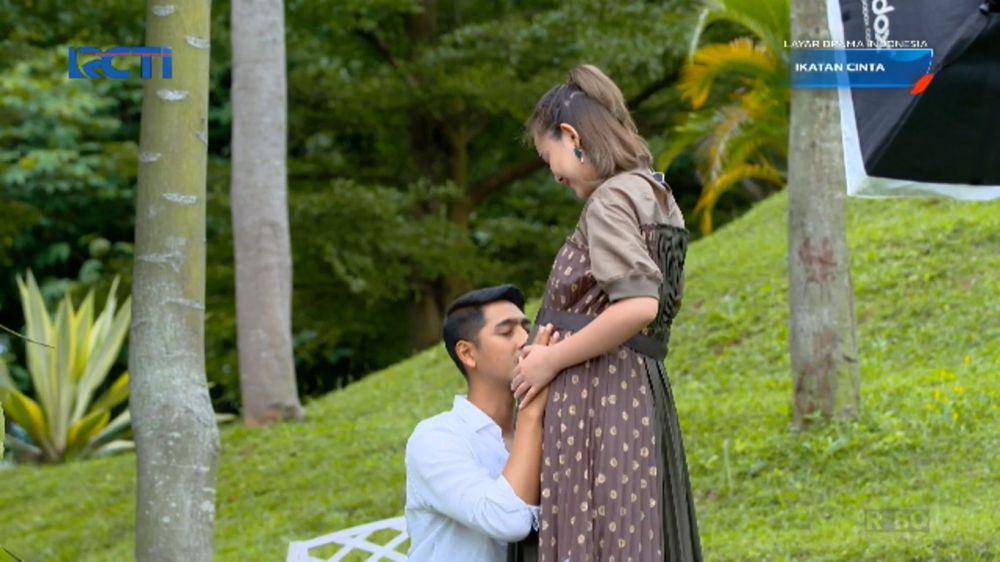 maternity Andin Ikatan Cinta (Instagram.com/ikatancinta.mncp)