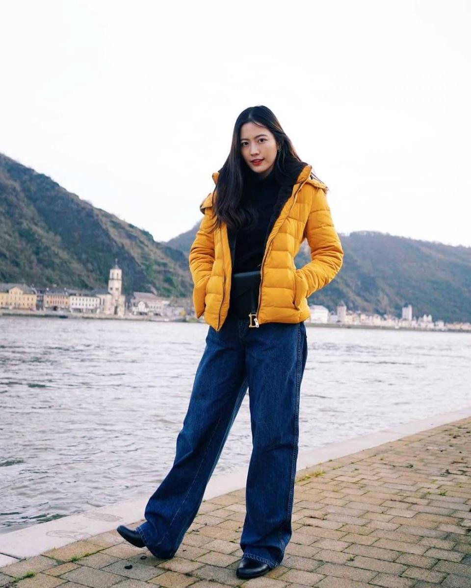 Outfit liburan Frung Narikun (instagram.com/frungnarikunn)