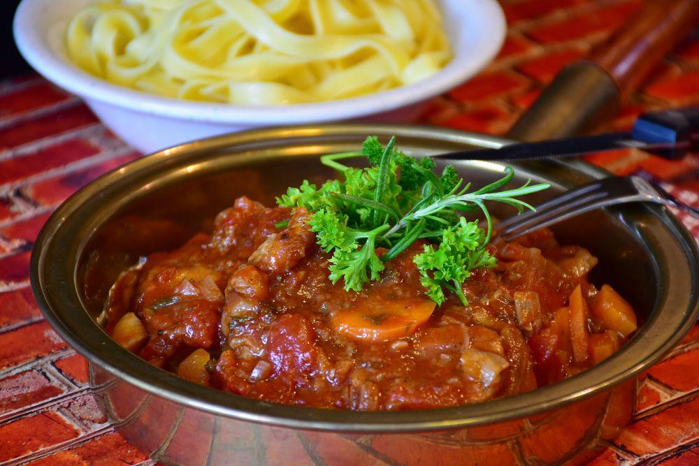 Resep Bumbu Dasar Merah, Bikin Masakanmu Jadi Lebih Nendang
