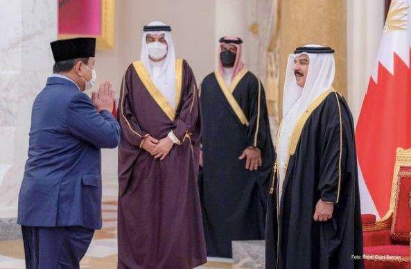 Menteri Pertahanan Prabowo Subianto ketika diundang Raja Bahrain Sheikh Hamad bin Isa Al Khalifah di Istana (www.instagram.com/@kemhanri)