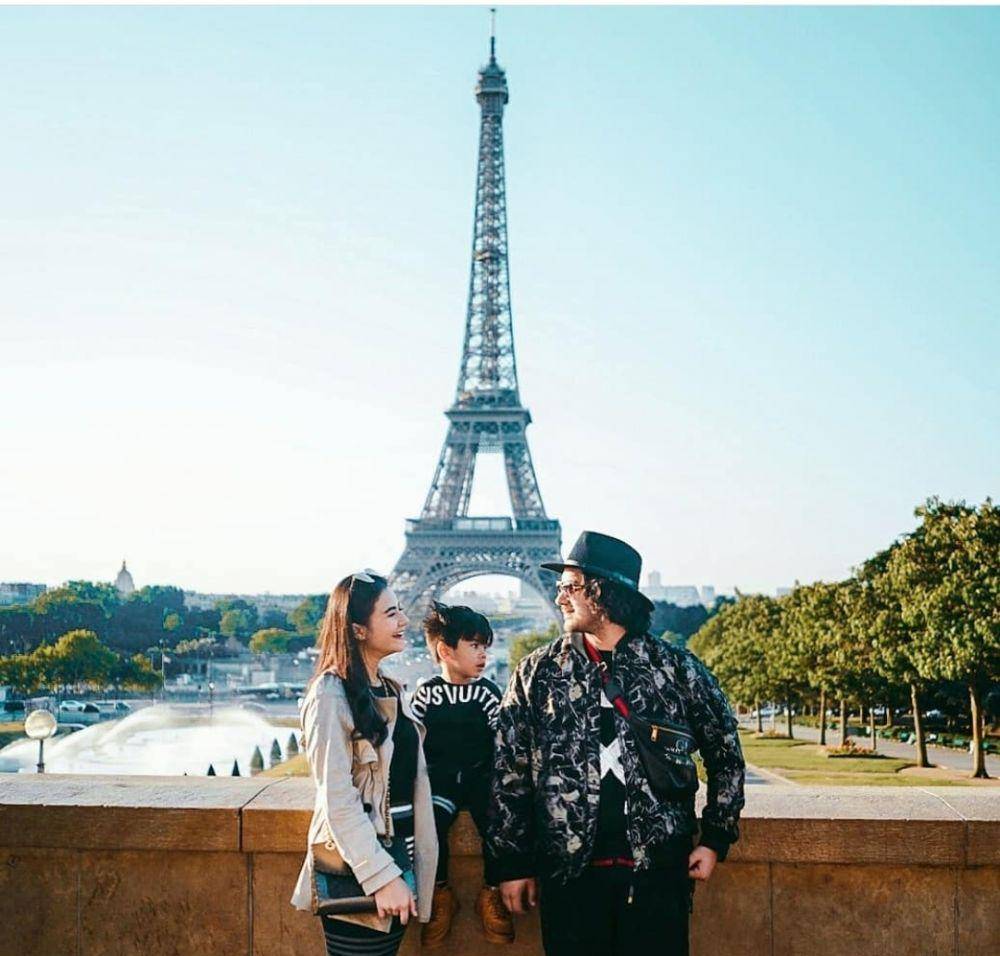 potret keluarga Eriska Rein (instagram.com/eriskarein)