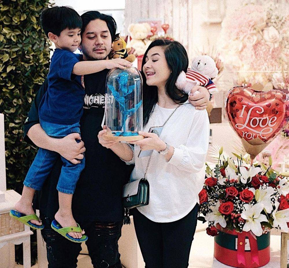 potret keluarga Eriska Rein (instagram.com/eriskarein)