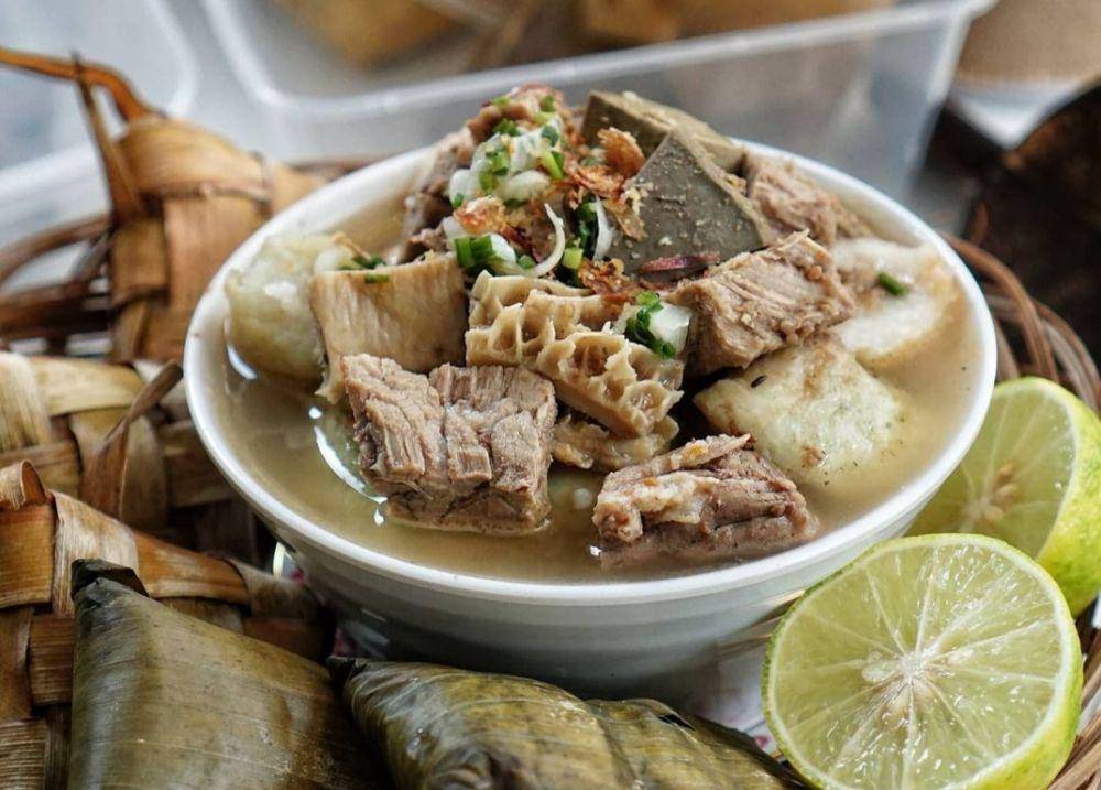 Coto Makassar (instagram.com/sbykulinerinfo)