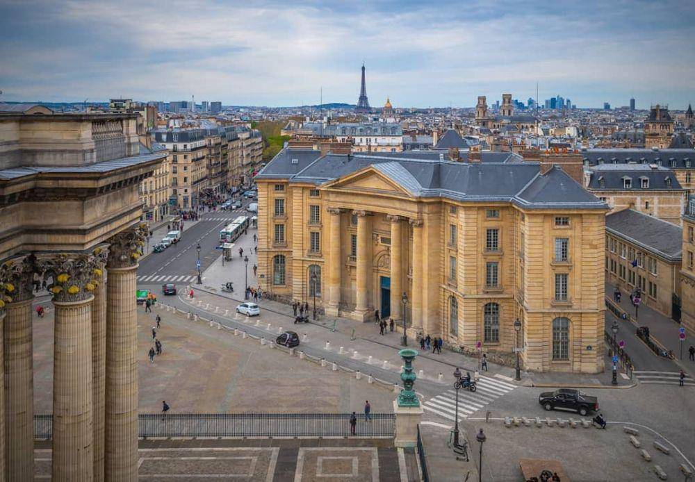 potret Universitas Paris (instagram.com/camelkw)