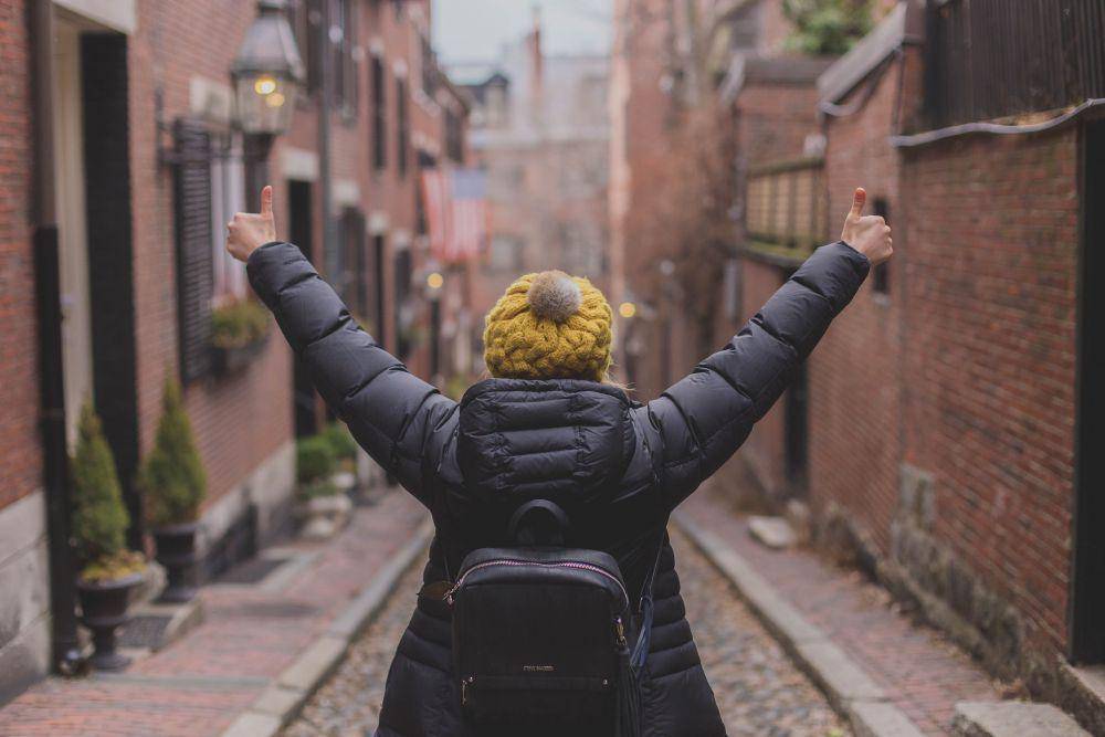 ilustrasi orang bersemangat (unsplash.com/Dayne Topkin)