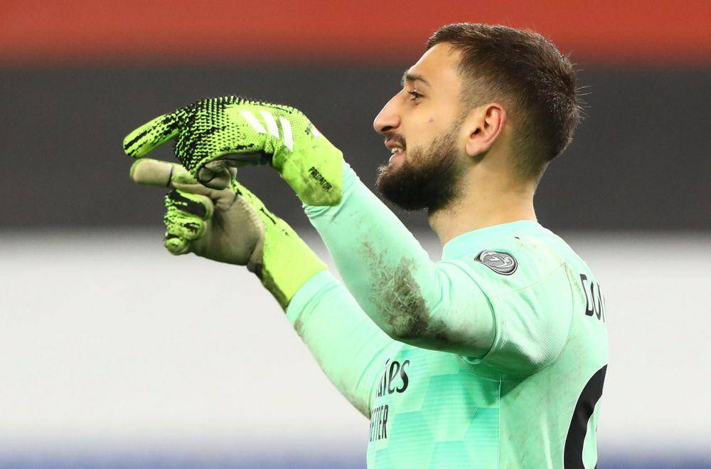Gianluigi Donnarumma bersama AC Milan di Serie A. (sempreinter.com)