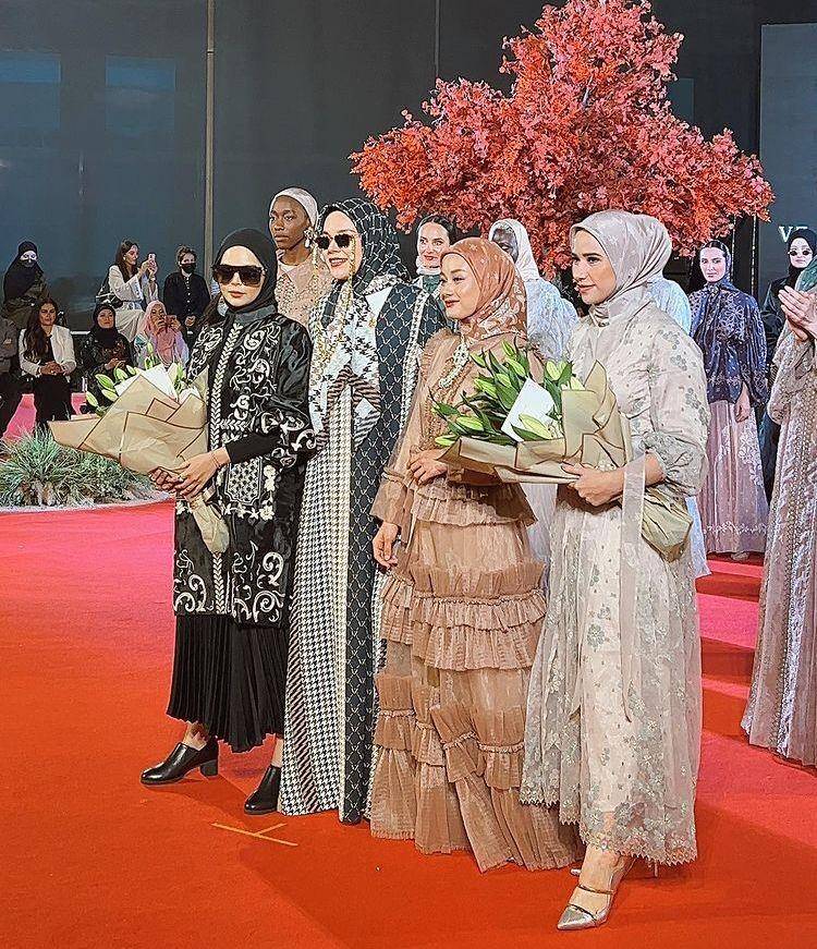 Dinda Hauw di Dubai. (Instagram.com/dindahw)(Instagram.com/dindahw)