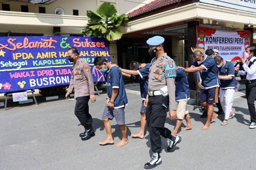Polres Tulang Bawang bersama Polsek jajaran menggelandang sebanyak 23 pelaku tindak pindana pencabulan terhadap anak di bawah umur. (IDN Times/Istimewa)