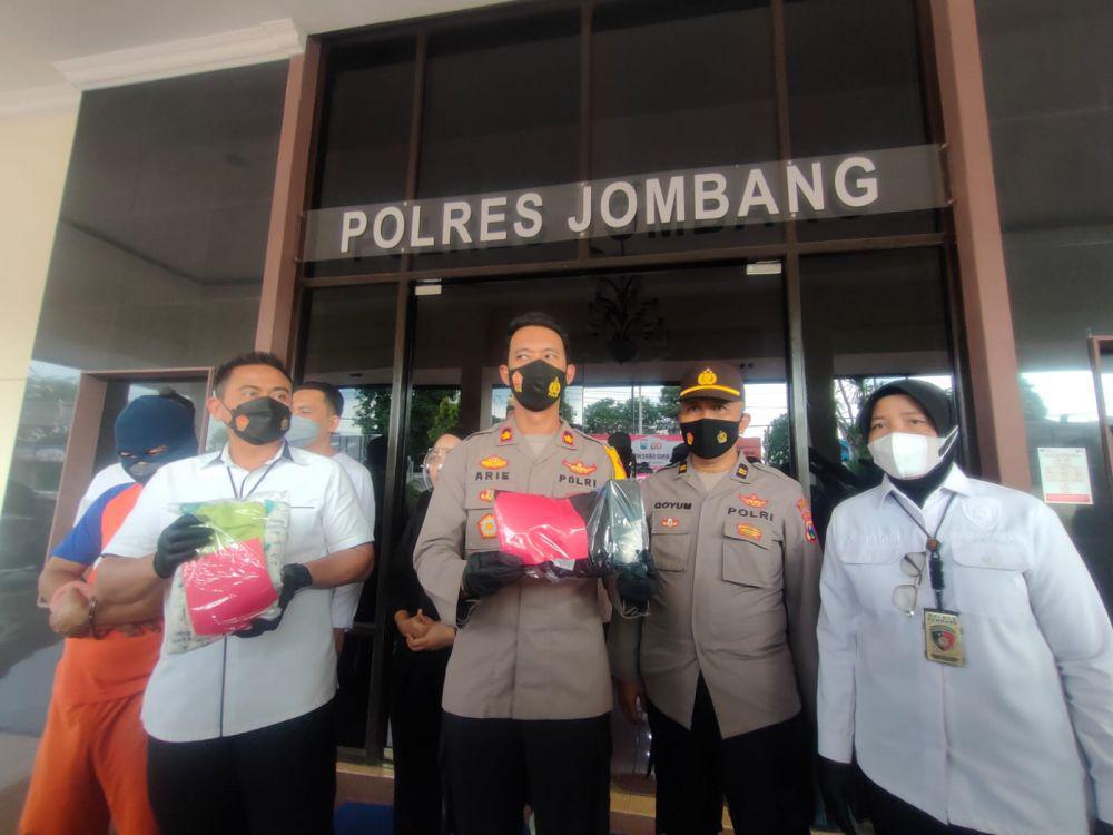 Polres Jombang merilis kasus pencabulan anak di bawah umur. IDN Times/Zainul Arifin