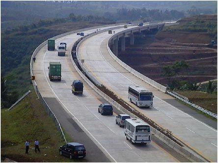 Ini Daftar Tarif Tol Jakarta-Bandung 2021 yang Perlu Kamu Tahu!