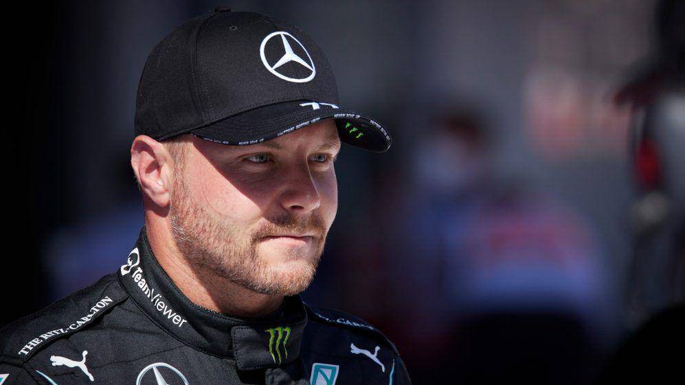 pembalap Mercedes Valtteri Bottas (formula1.com)