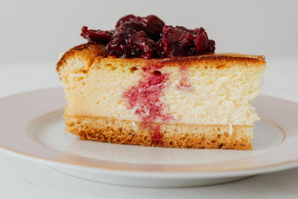 ilustrasi salted honey cheesecake (pexels.com/Karolina Grabowska)