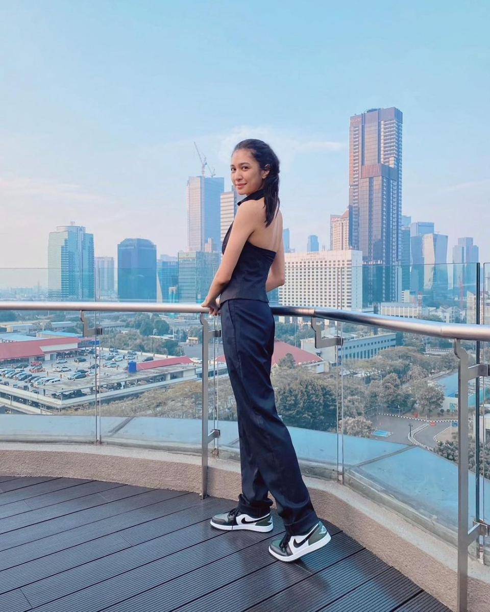Mikha Tambayong (instagram.com/miktambayong)