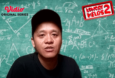 Sang sutradara, Angling Sagaran dalam media launchee Loncat Kelas 2, Selasa (23/11/2021) (dok. IDN Times/Maria Helen Oktavia)