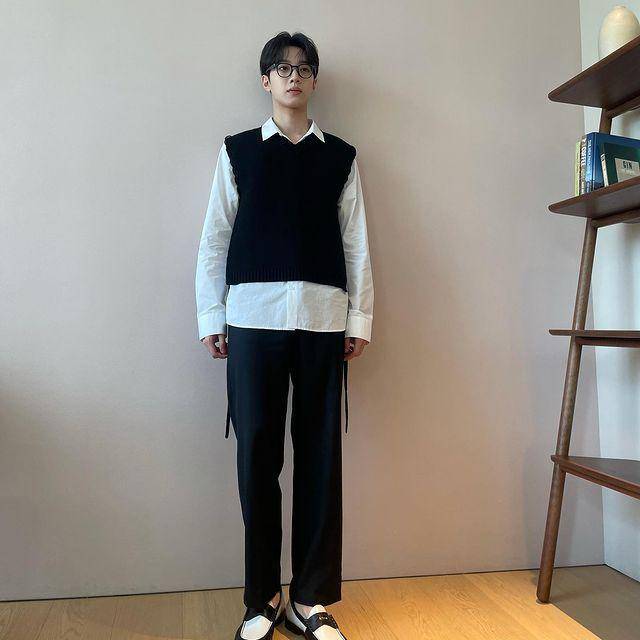 Lai Guanlin (instagram.com/official_lai_kuanlin)