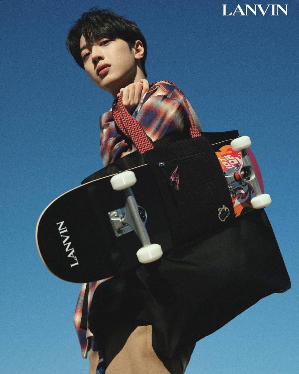 Lai Guanlin (instagram.com/official_lai_kuanlin)