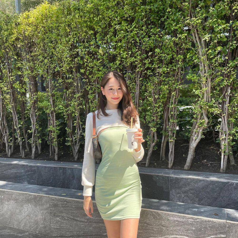 Neen Suwanamas (instagram.com/neenneeen)
