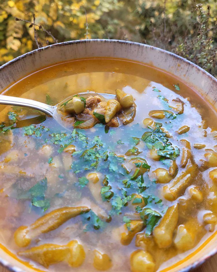 sup okra (instagram.com/sebnem_health.coach)
