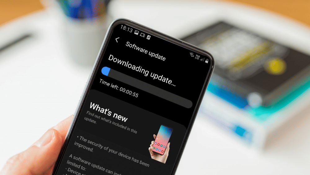 ilustrasi update sistem operasi Android (techadvisor.com)