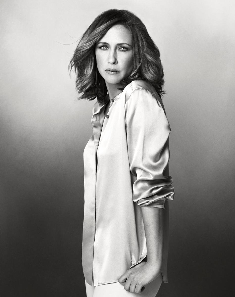 potret Vera Farmiga (nuvomagazine.com)