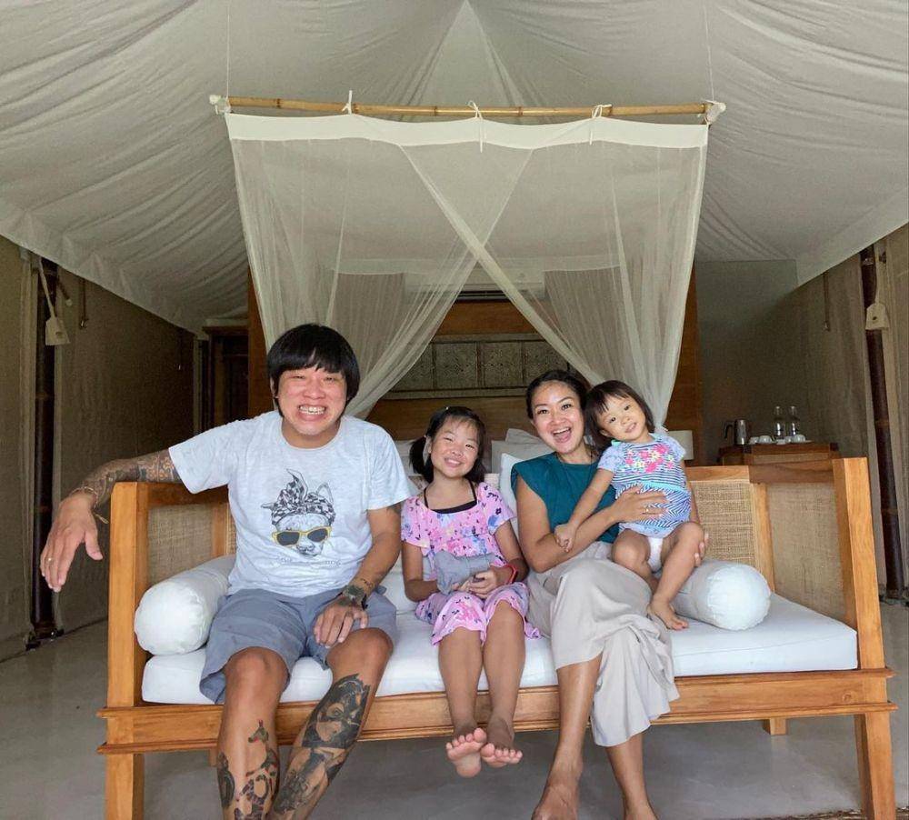 potret keluarga Cici Panda (instagram.com/pandasuper)