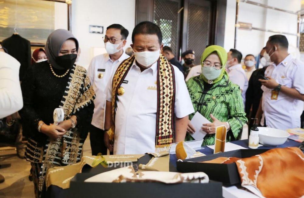 Gubernur Arinal Siap Perjuangkan Tapis Lampung Diterima Internasional