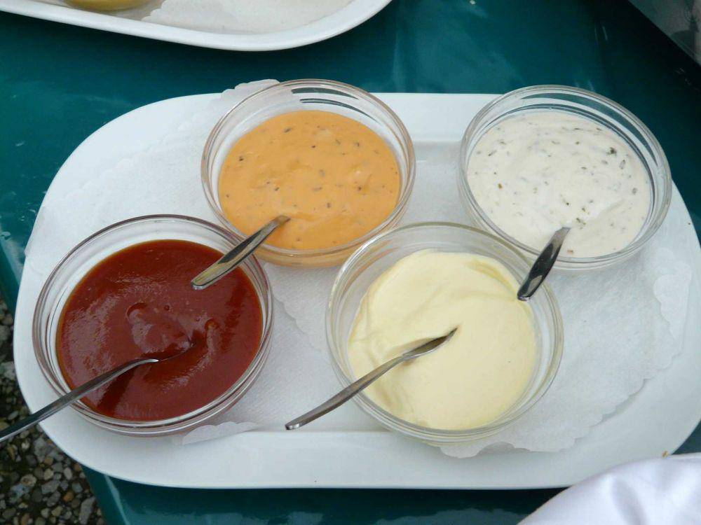 ilustrasi mayo dan sambel (pixabay.com/Hans)