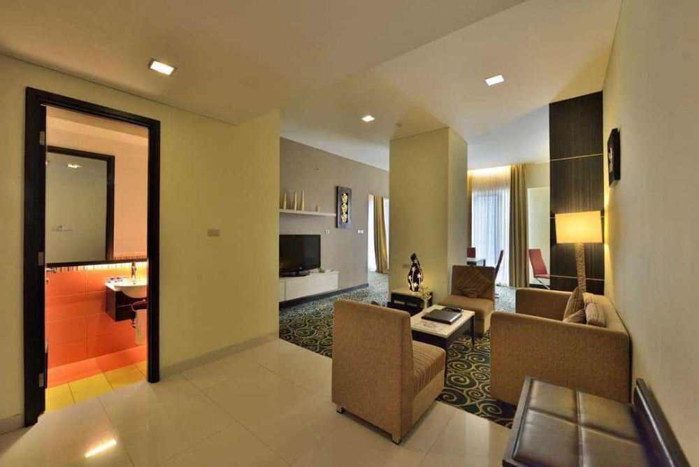 Golden Flower Hotel (instagram.com/goldenflowerhotel)