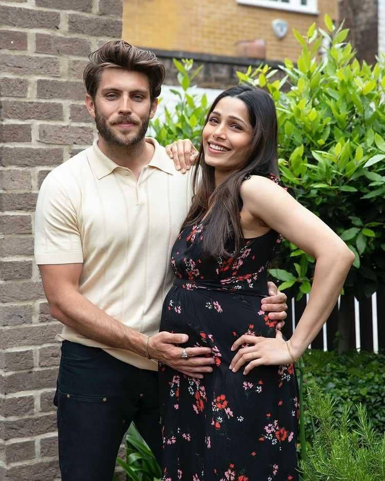 Freida Pinto dan Cory Tran (instagram.com/freidapinto)