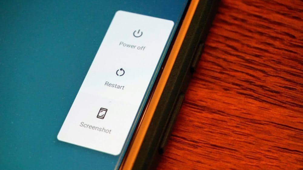 ilustrasi restart pada Android (androidauthority.com)