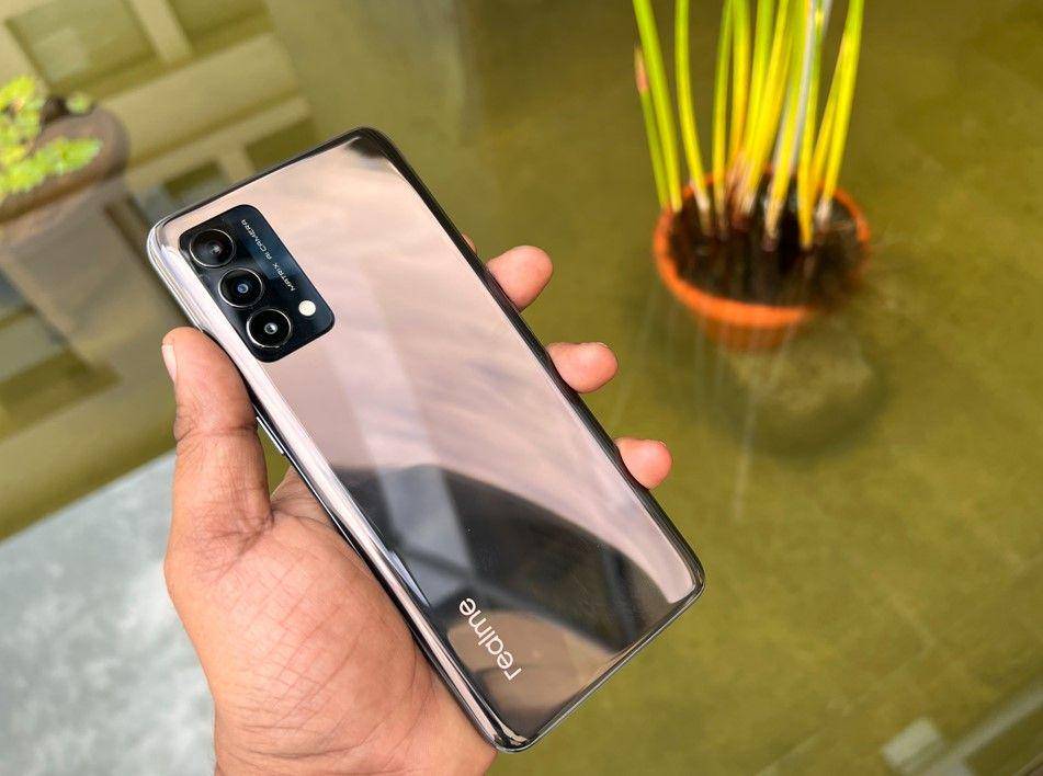 Realme GT Master (deccanherald.com)