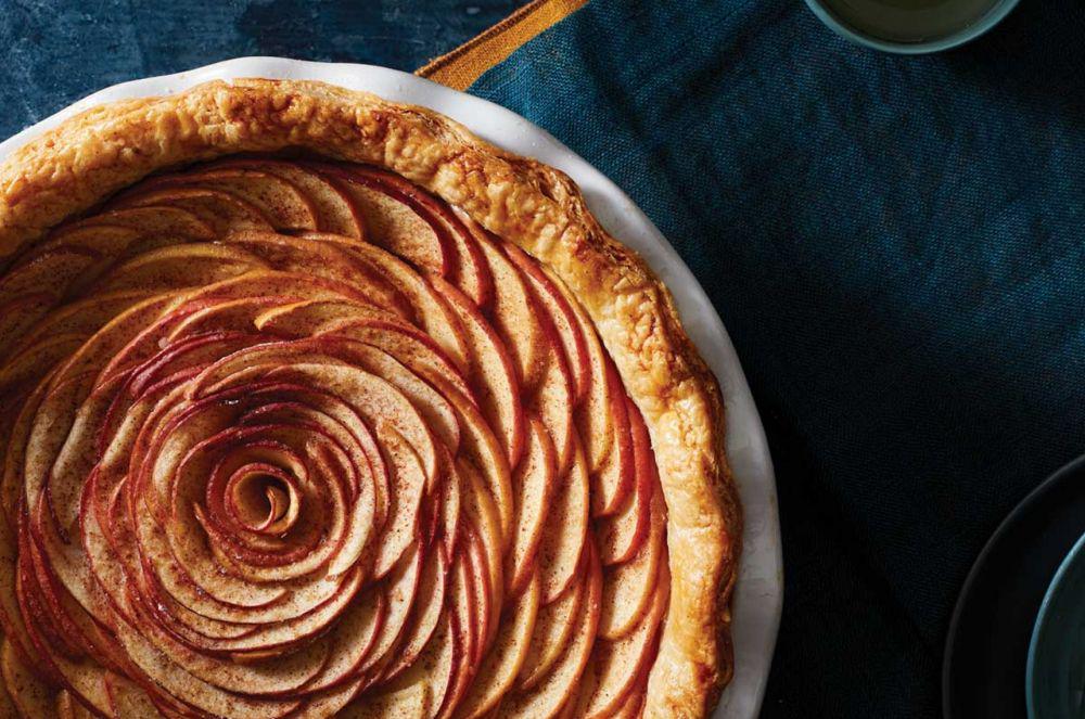 rose apple pie (kingarthurbaking.com)