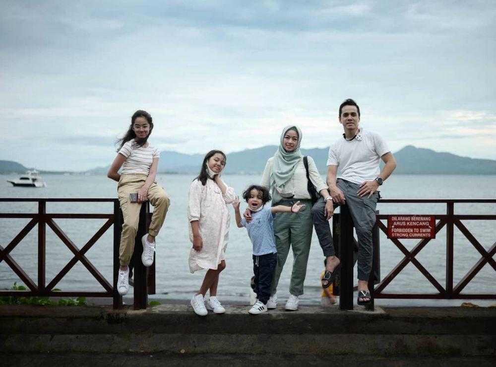 potret keluarga Rionaldo Stokhorst (instagram.com/rio.stokhorst)