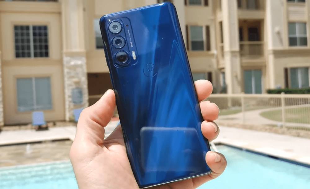 Motorola Edge 2021 (youtube.com/[Sic]Erik TV)