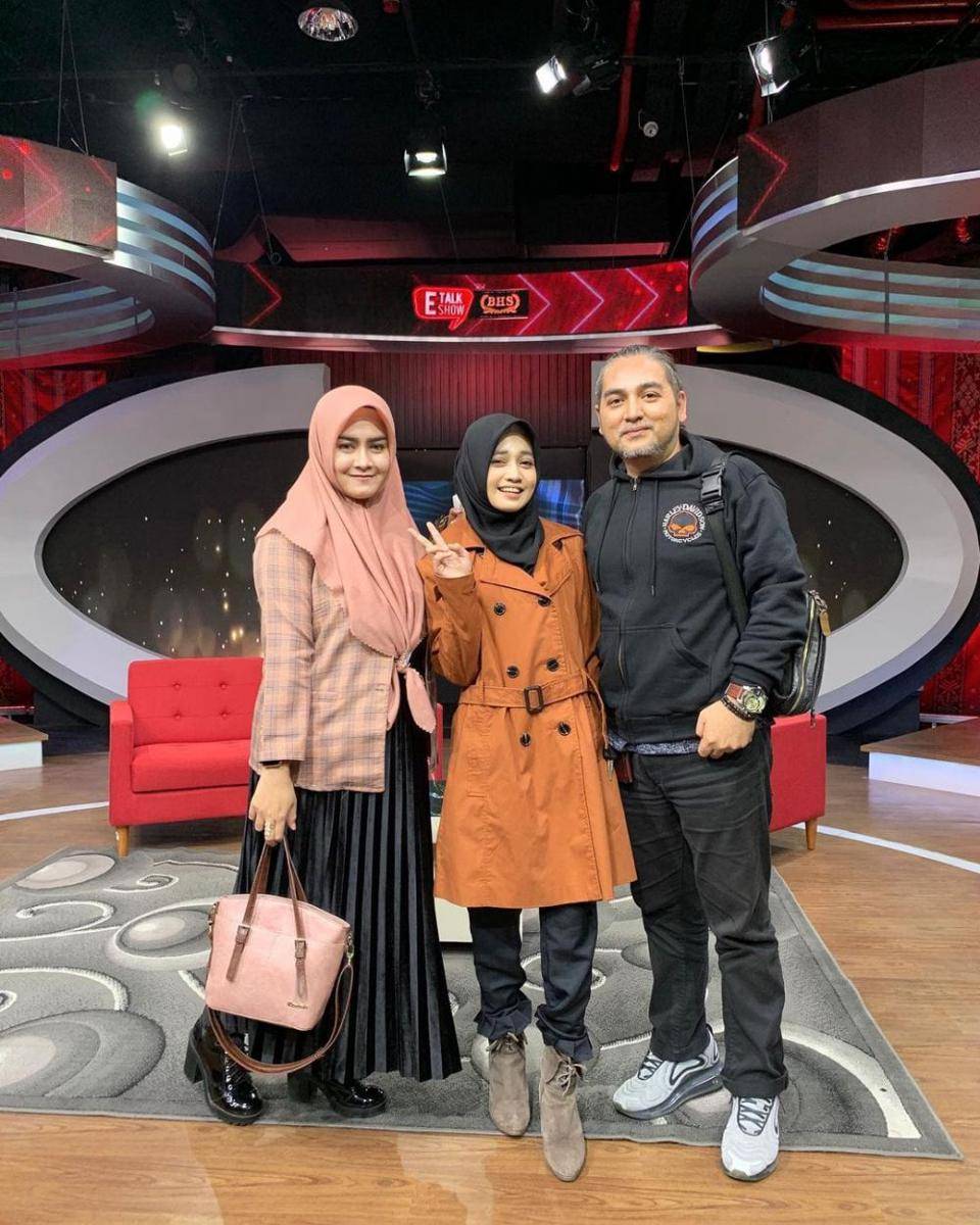 Veve Zulfikar dan keluarga (instagram.com/veve_zulfikar)