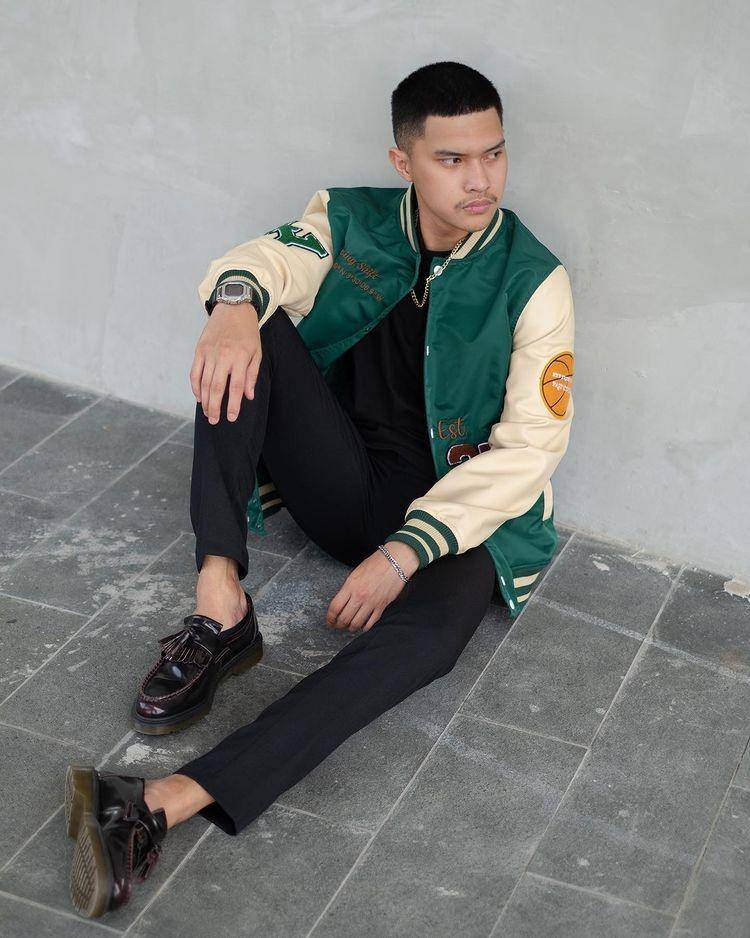 Pria memakai loafers (instagram.com/froyemul)