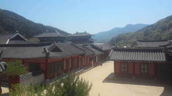 kawasan Mungyeongsaejae dalam drama The King's Affection (instagram.com/kbsdrama)