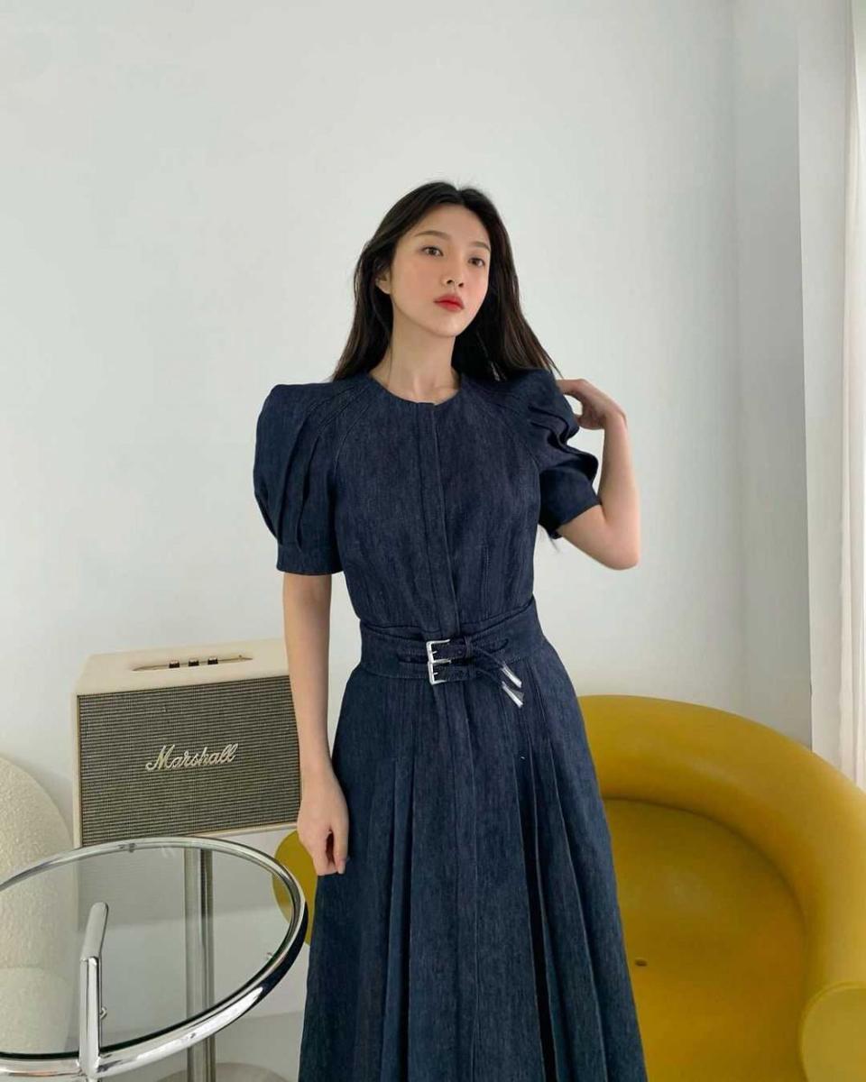 Dress Vintage ala Joy (Instagram.com/_imyour_joy)