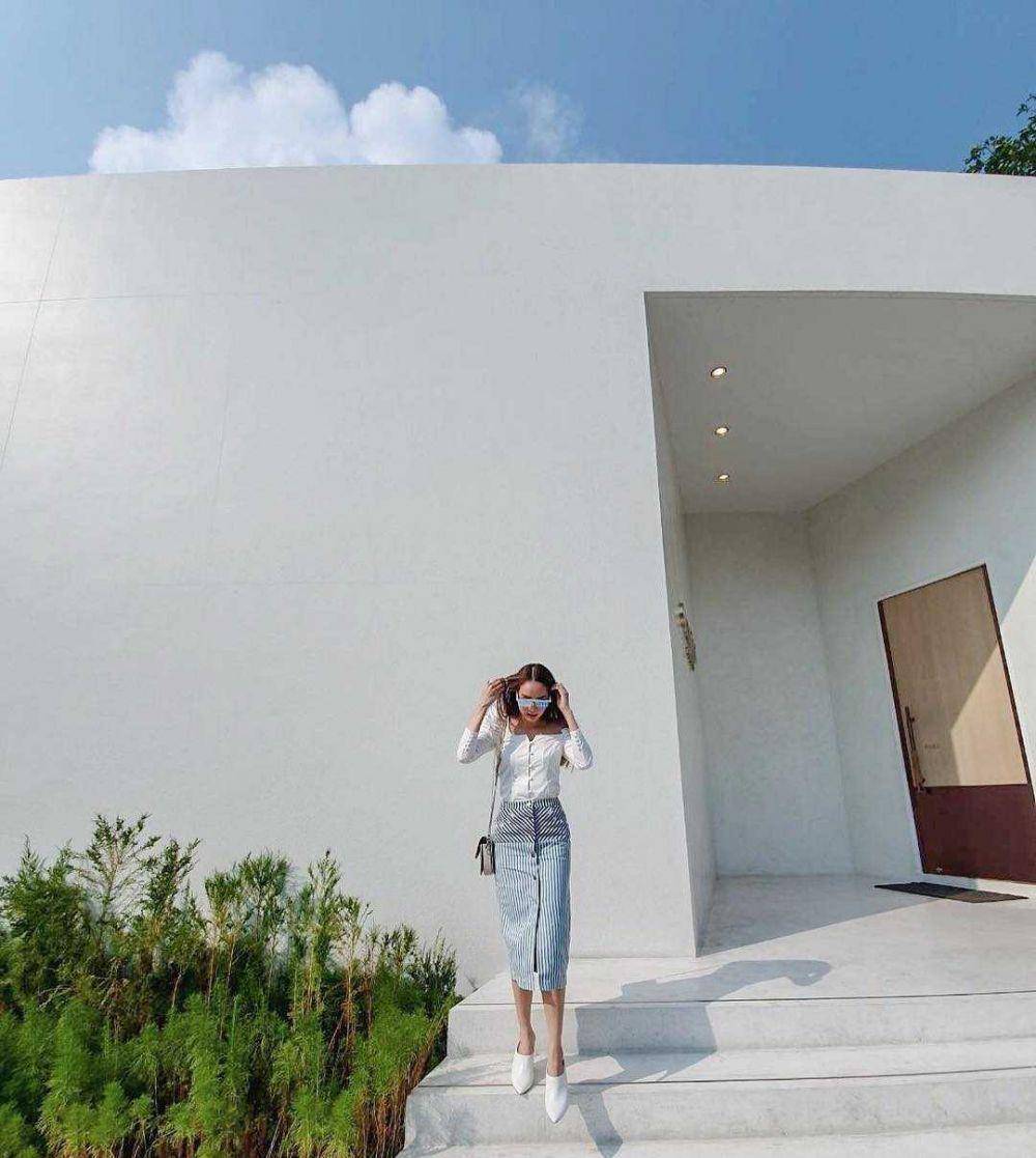 Rok ala Four Sakonrut (instagram.com/khunfour)