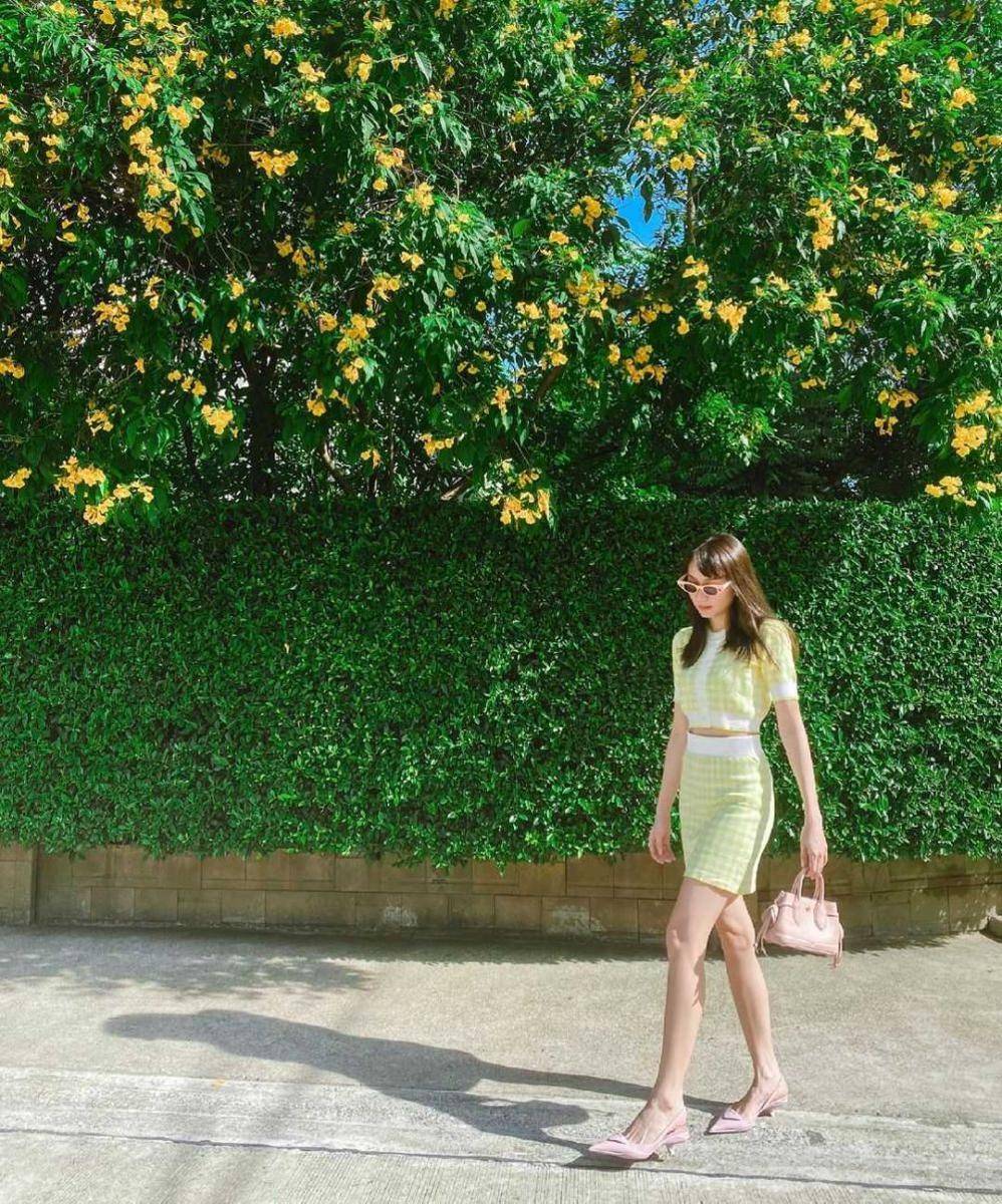 Rok ala Four Sakonrut (instagram.com/khunfour)