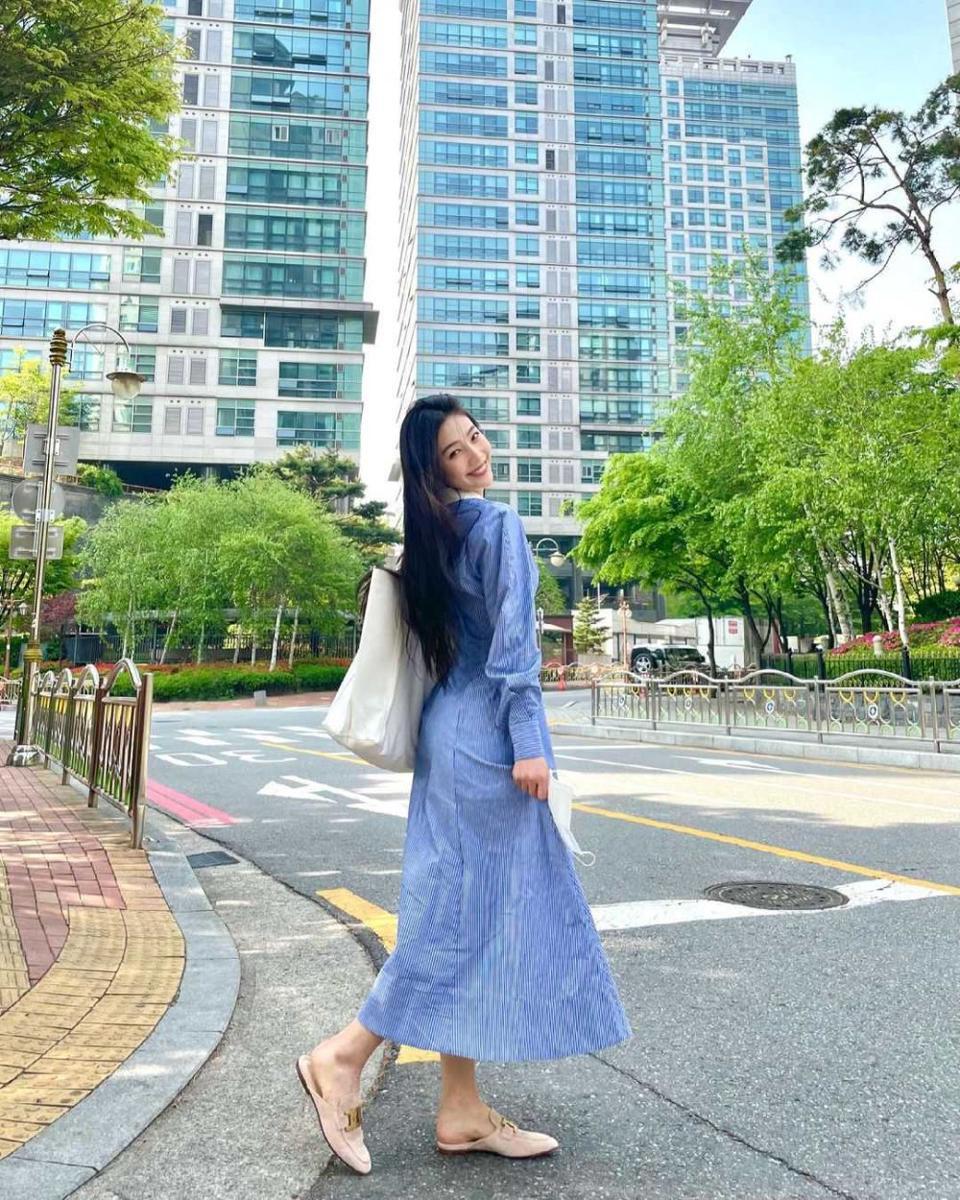 Dress Vintage ala Joy (Instagram.com/_imyour_joy)