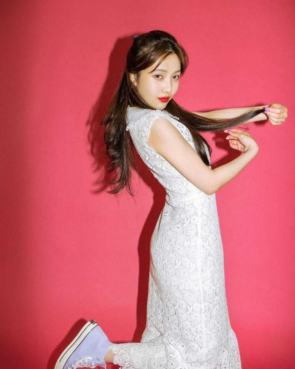 Dress Vintage ala Joy (Instagram.com/_imyour_joy)