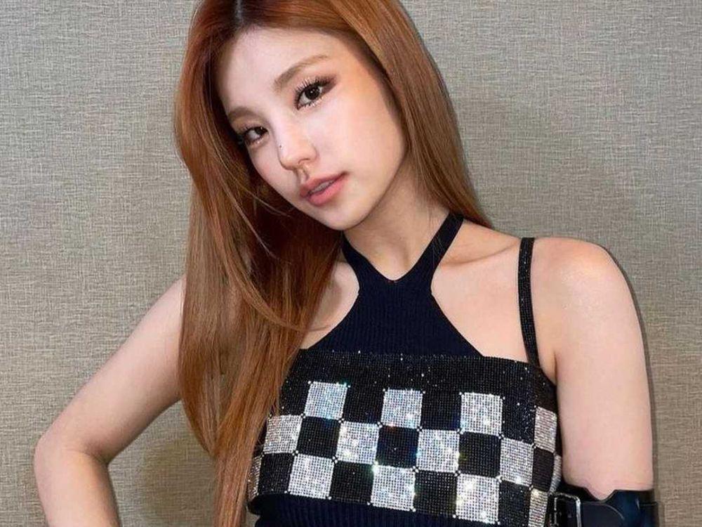 Effortless dan Trendi, 9 Inspirasi Outfit Monokrom ala Yeji ITZY