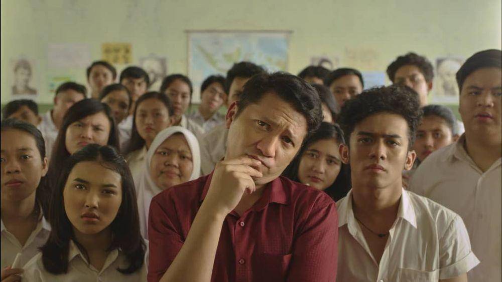 cuplikan film Guru-Guru Gokil (dok. Base Entertainment/Guru-Guru Gokil)