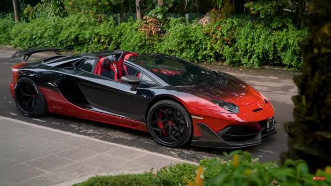 tampilan baru Lamborghini Raffi Ahmad (youtube.com/Hardy Classic Car Interior)