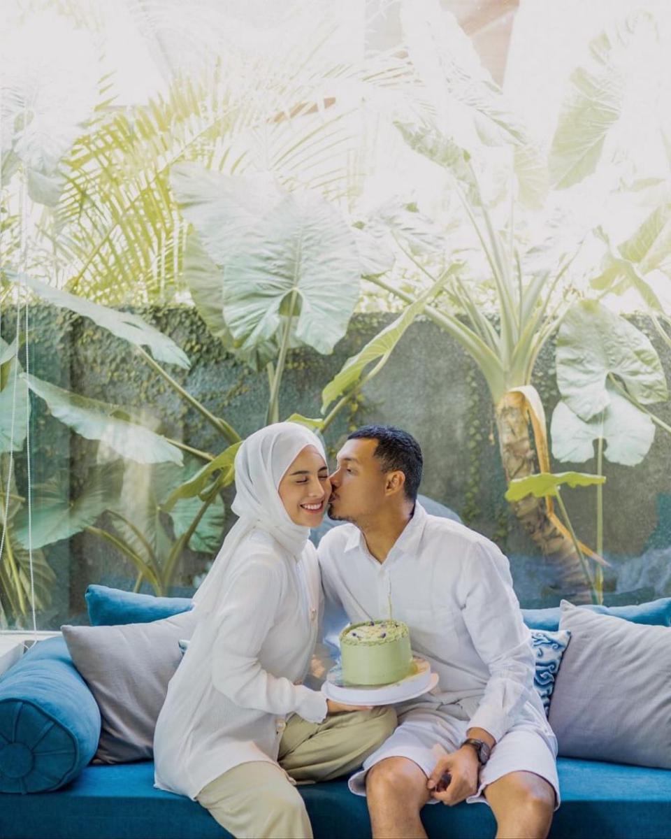 Aghnia Punjabi dan Reinukky Abidharma (instagram.com/emyaghnia)